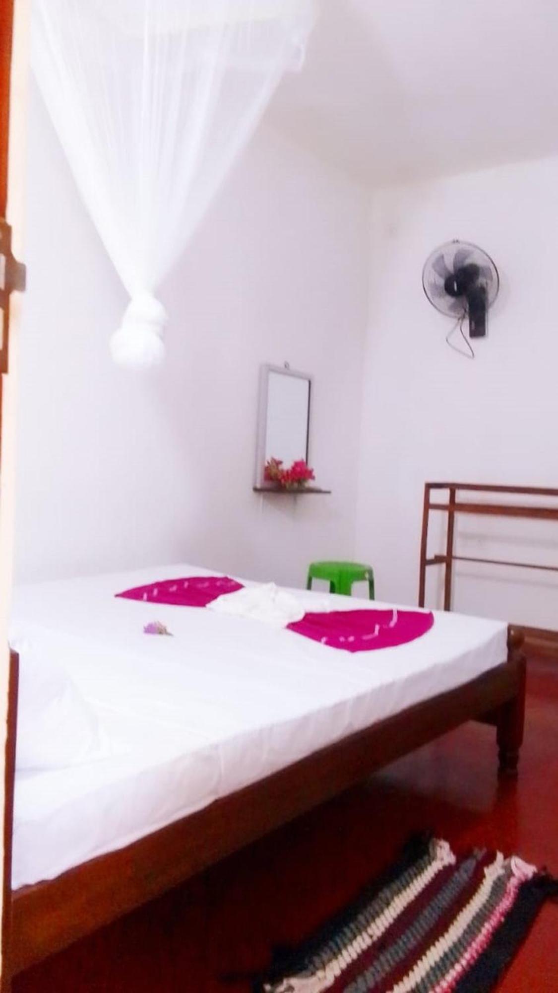 Winstar Homestay Sigiriya Buitenkant foto